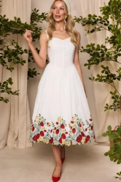 Clarissa Dress in Strawberry