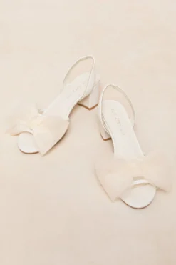 Ivy Bow Heel in White