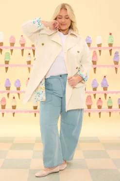 Linden Trench Coat in Blue Bouquet