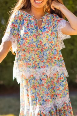 Verona Top in Vibrant Yarrow